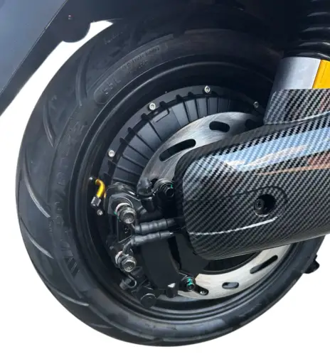 Фото №8 - Скутер акумуляторний GTM Flex Pro, 2000Вт, 72V, швидкість 60км/год, запас ходу 110км