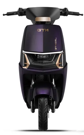 Фото №2 - Скутер акумуляторний GTM Volt, 1500Вт, 72V, швидкість 50км/год, запас ходу 60км