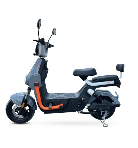 Фото №3 - Скутер акумуляторний GTM U8-800D, 60V, 800Вт, 45км/год, запас ходу - 60км