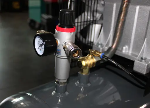 Фото №3 - Компресор рес-100л 400/300л/хв 2,2кВт 10бар 220В 2 циліндри