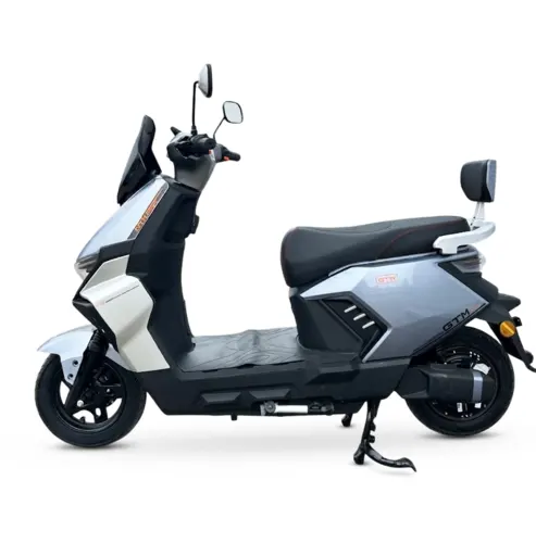 Фото №3 - Скутер акумуляторний GTM C-EV 72 V 1200Вт 50км\год, запас ходу 60км